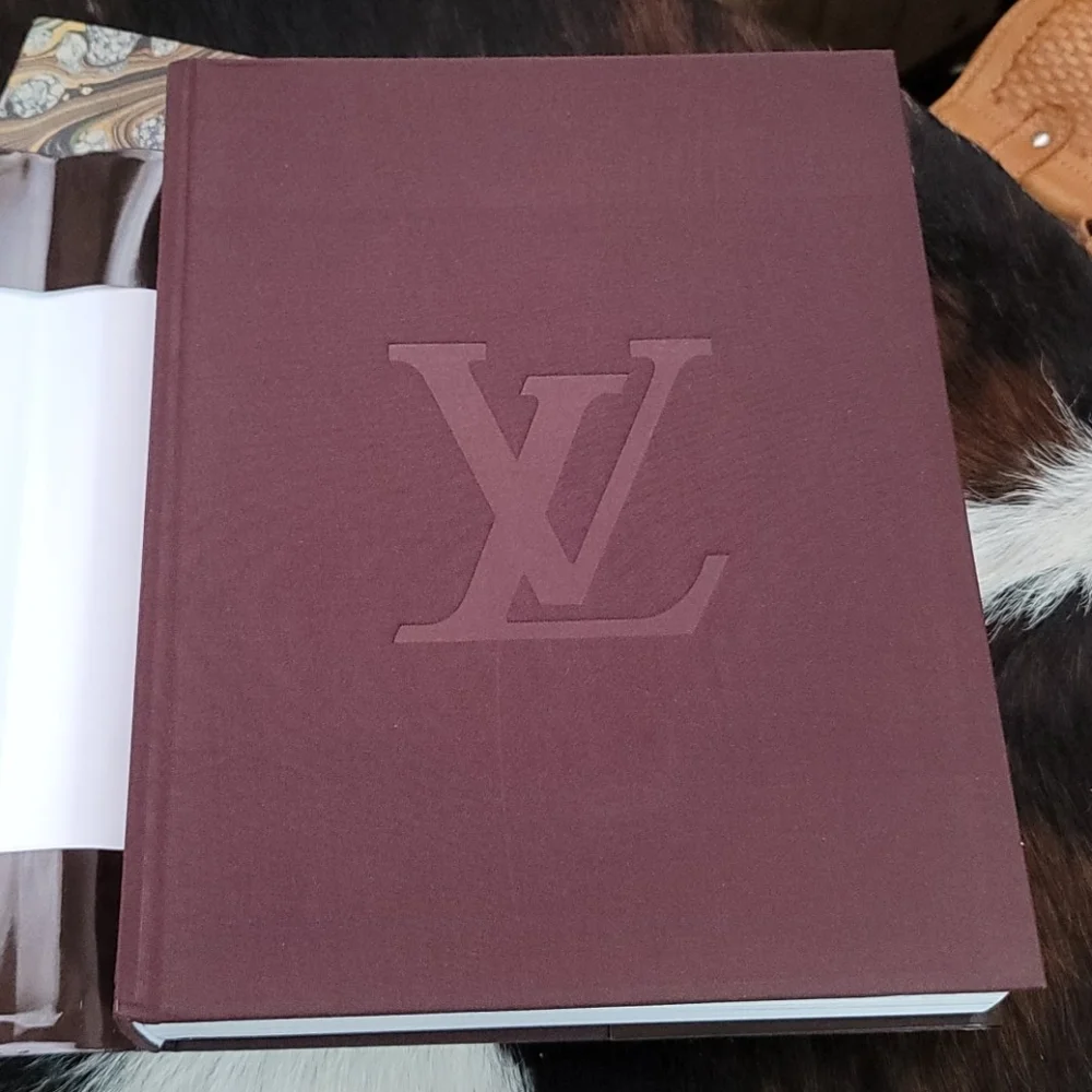 Louis Vuitton Book Birth of Modern Luxury